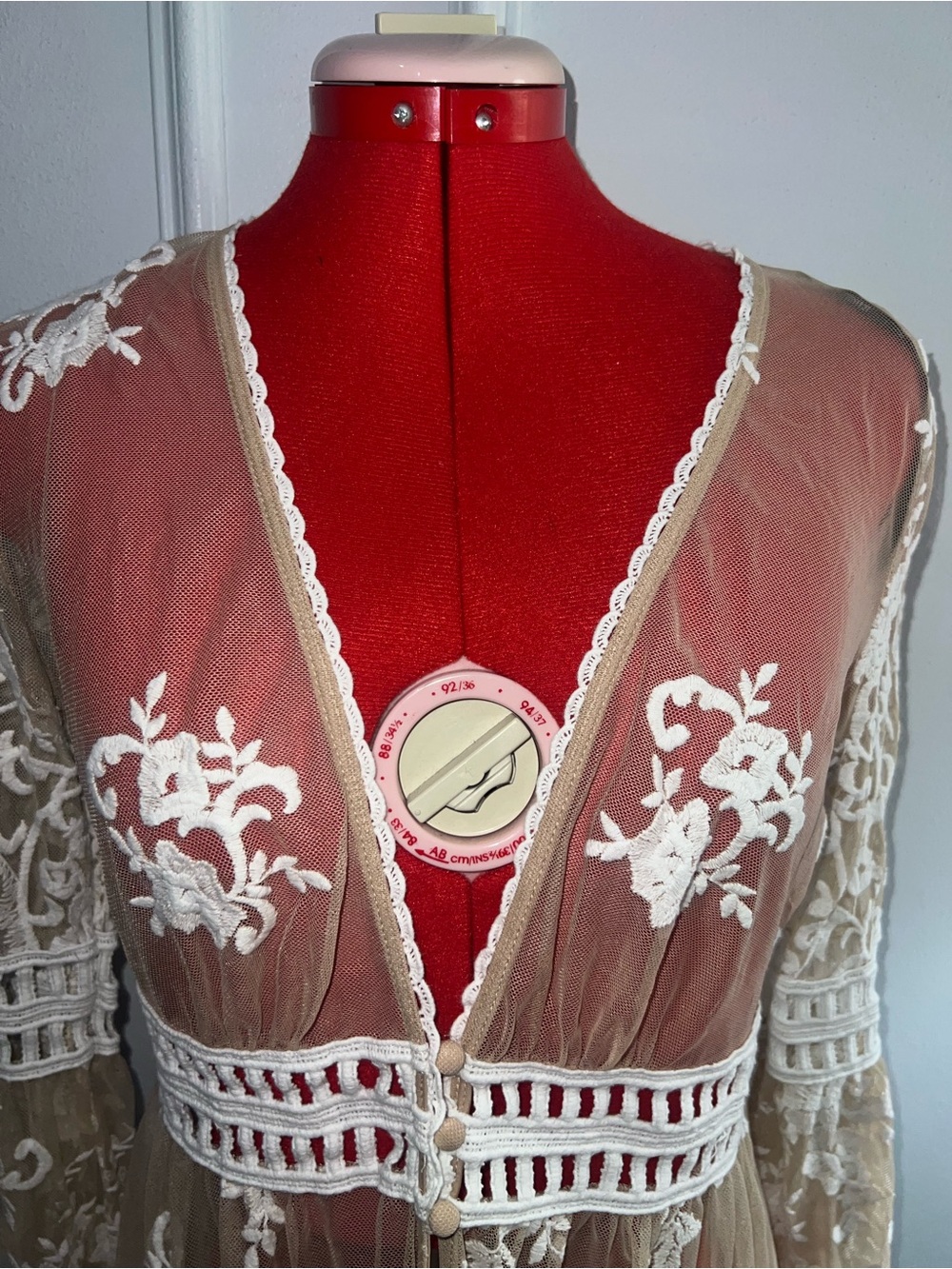 Forever 21 Sheer Lace Embroidered Long Robe Duster Creamsize Medium - Picture 3 of 11